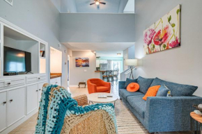 Chic Surfside Beach Condo with Screened Porch